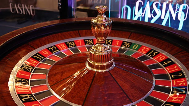 warna77 live dealer casino interface